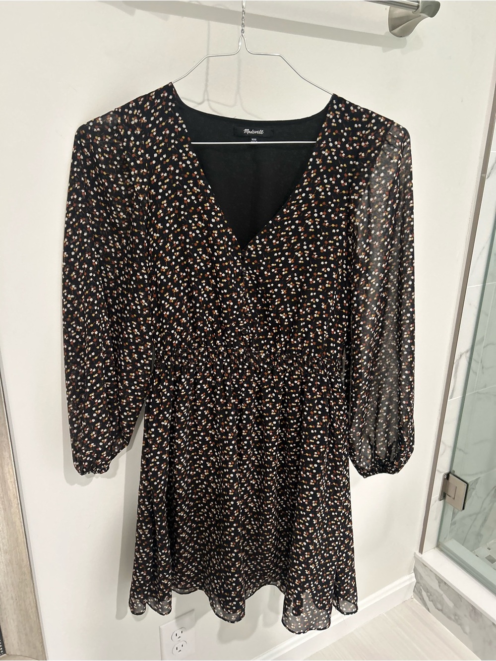 Madewell Black Floral V-Neck Long Sleeve Mini Dress